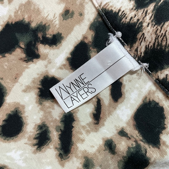 WYNNE LAYERS Cotton Spandex Knit 3 Button Long Sleeve Shirt Leopard Print Sz 1X - Picture 5 of 7